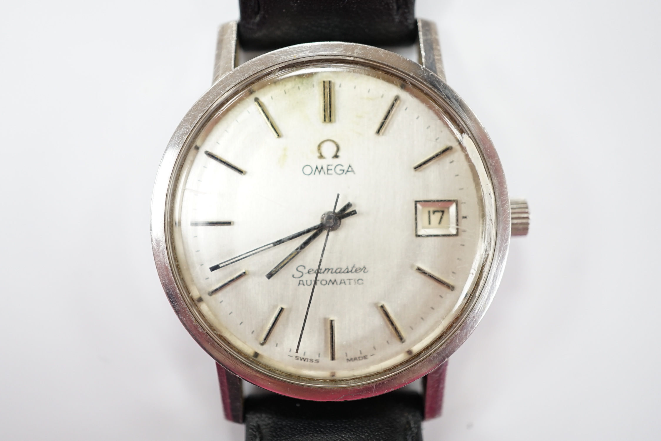 A gentleman's late 1970's stainless steel Omega Seamaster automatic wrist watch, on associated leather strap.